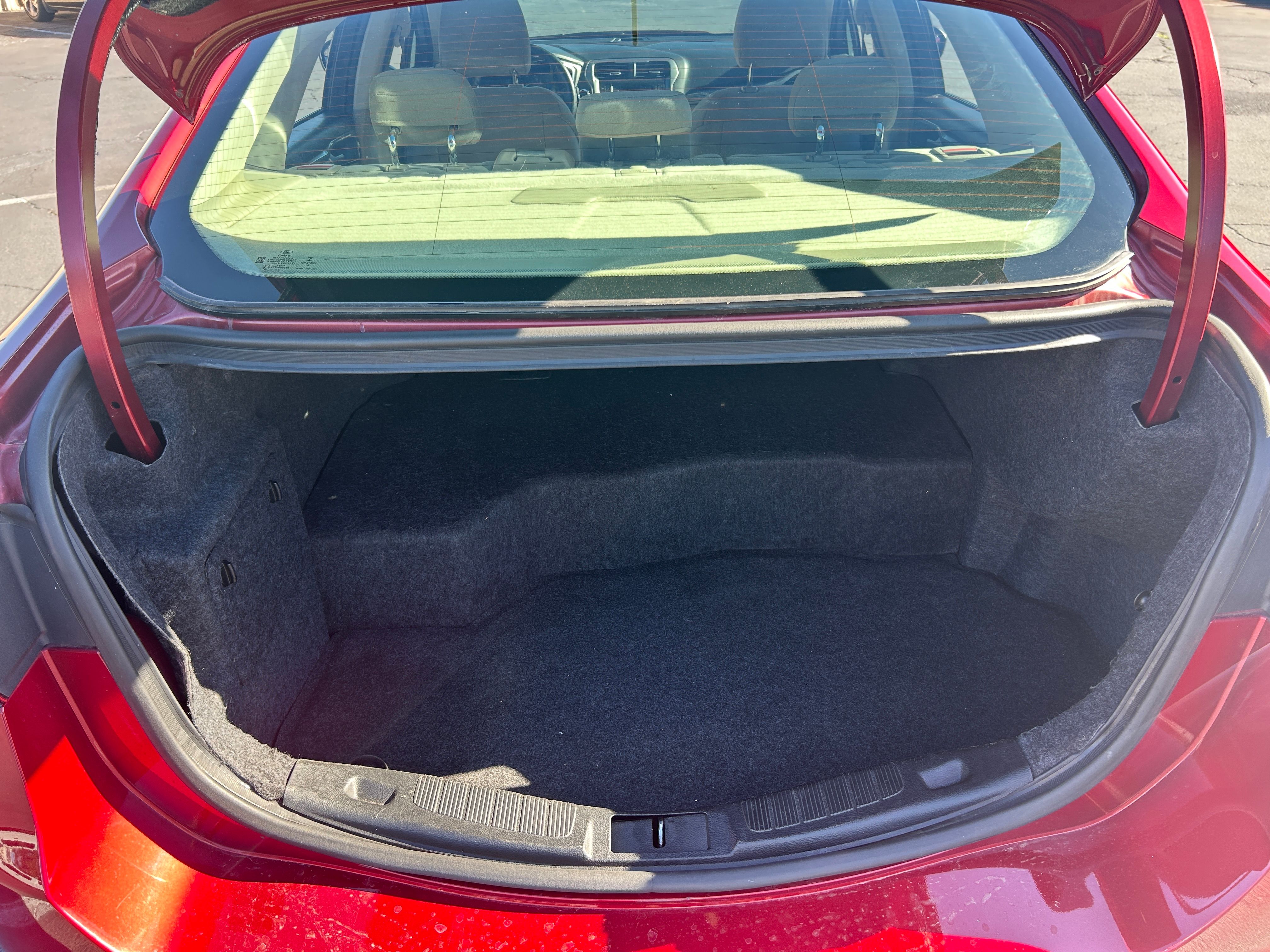 RED, 2018 FORD FUSION Thumnail Image 30