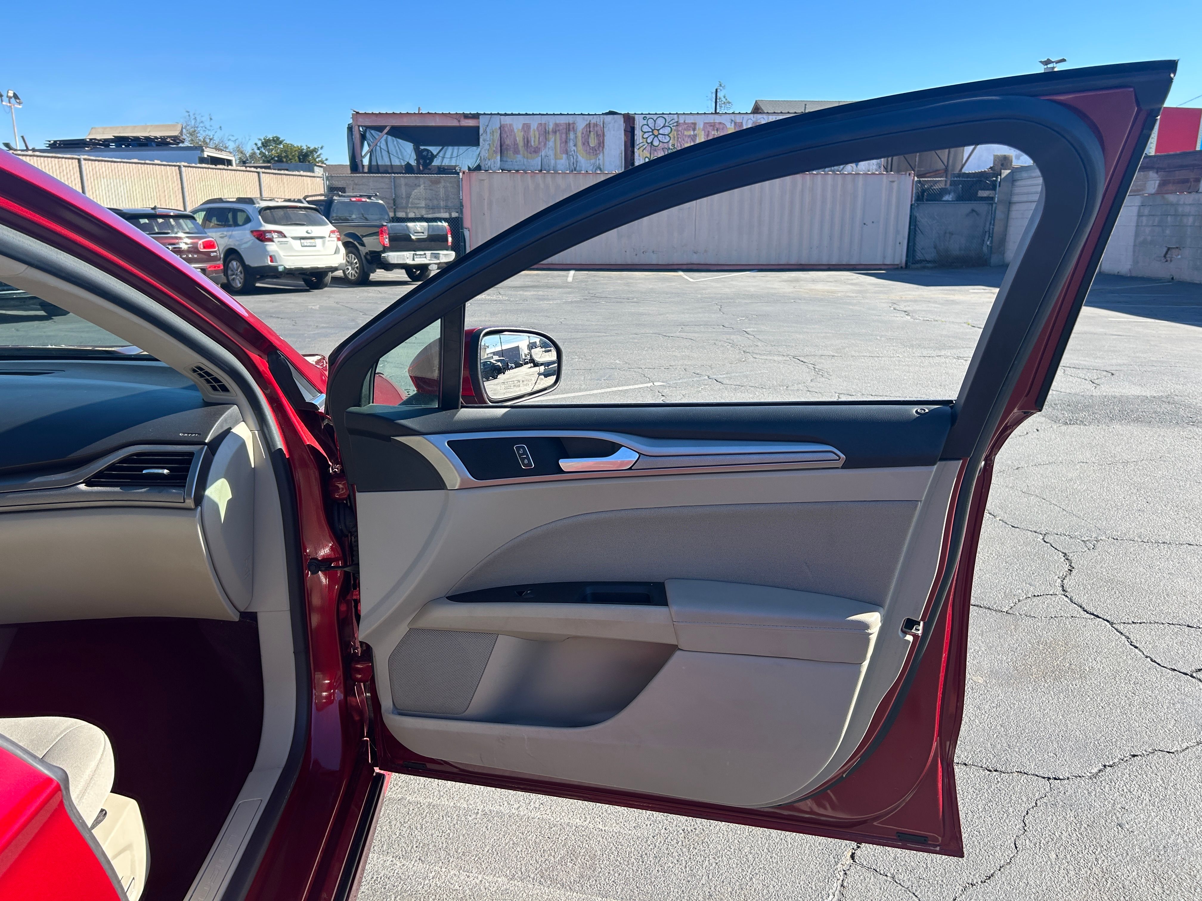 RED, 2018 FORD FUSION Thumnail Image 34
