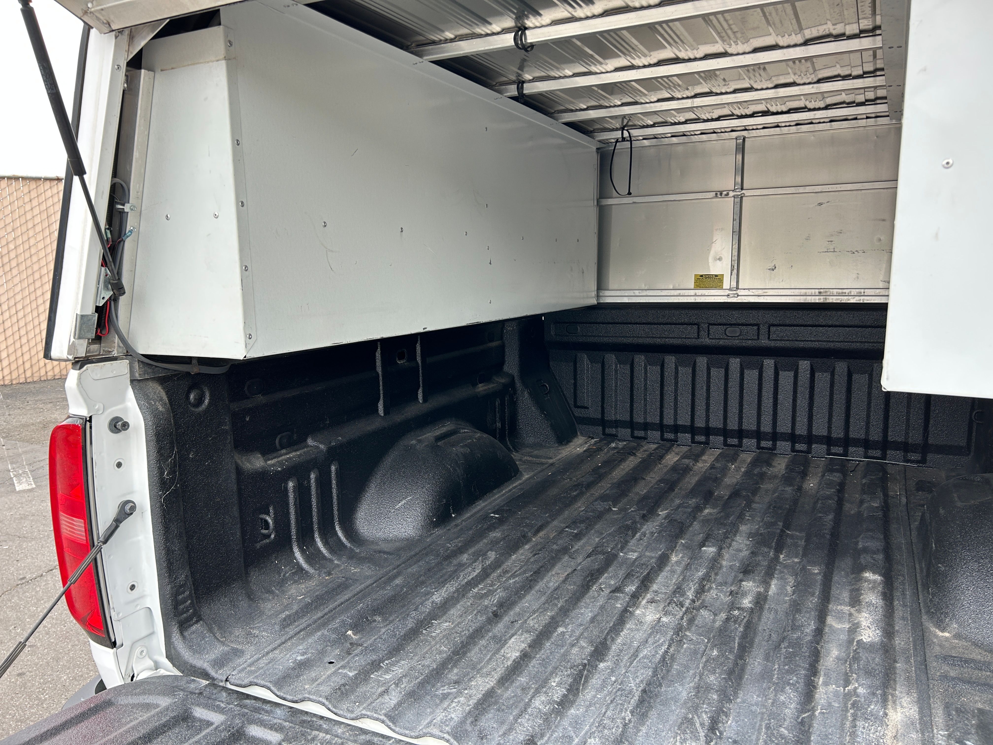 WHITE, 2018 CHEVROLET COLORADO EXTENDED CAB Thumnail Image 30