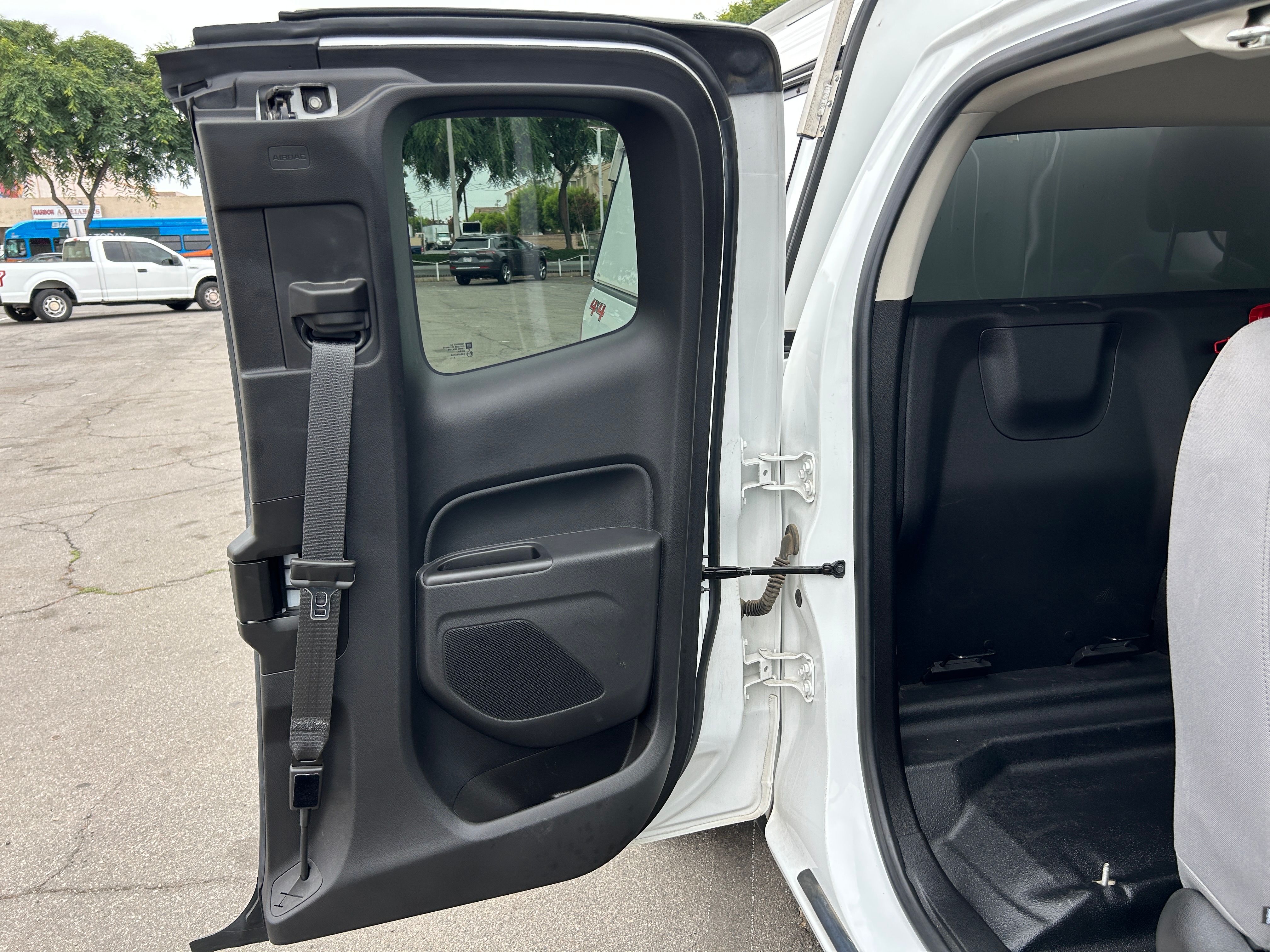 WHITE, 2018 CHEVROLET COLORADO EXTENDED CAB Thumnail Image 34