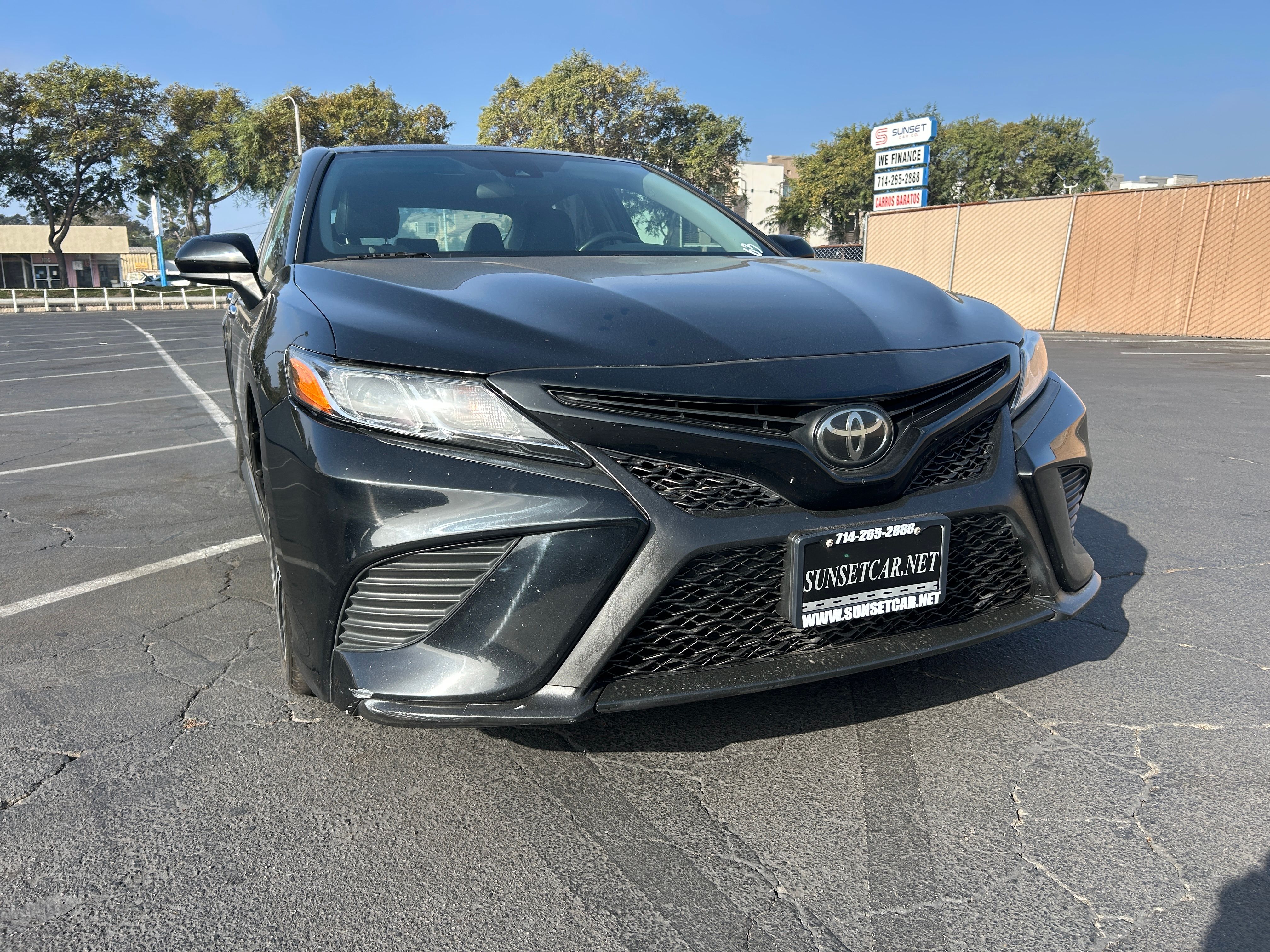 BLACK, 2019 TOYOTA CAMRY Thumnail Image 2