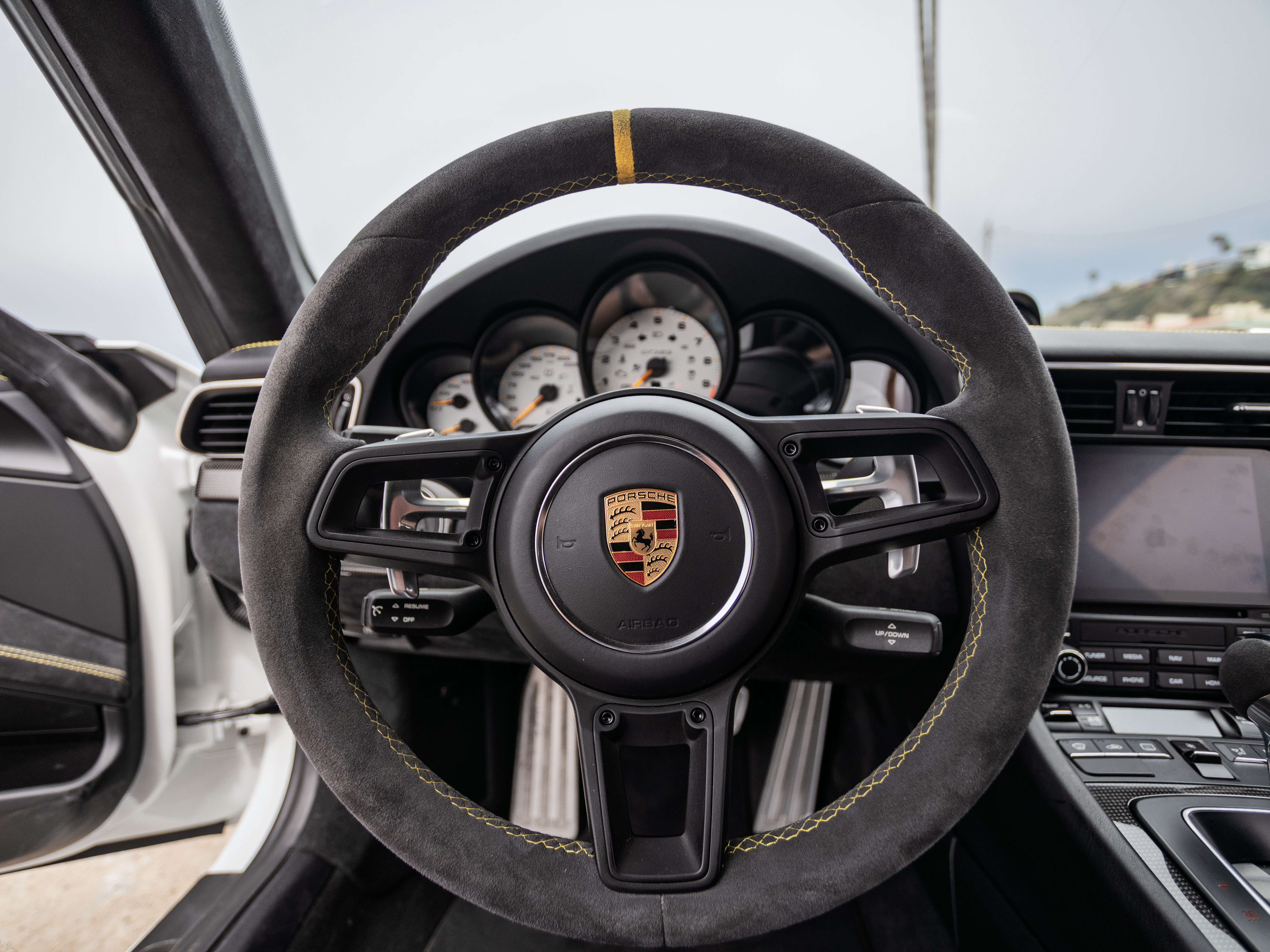 2019 PORSCHE 911 Image 20