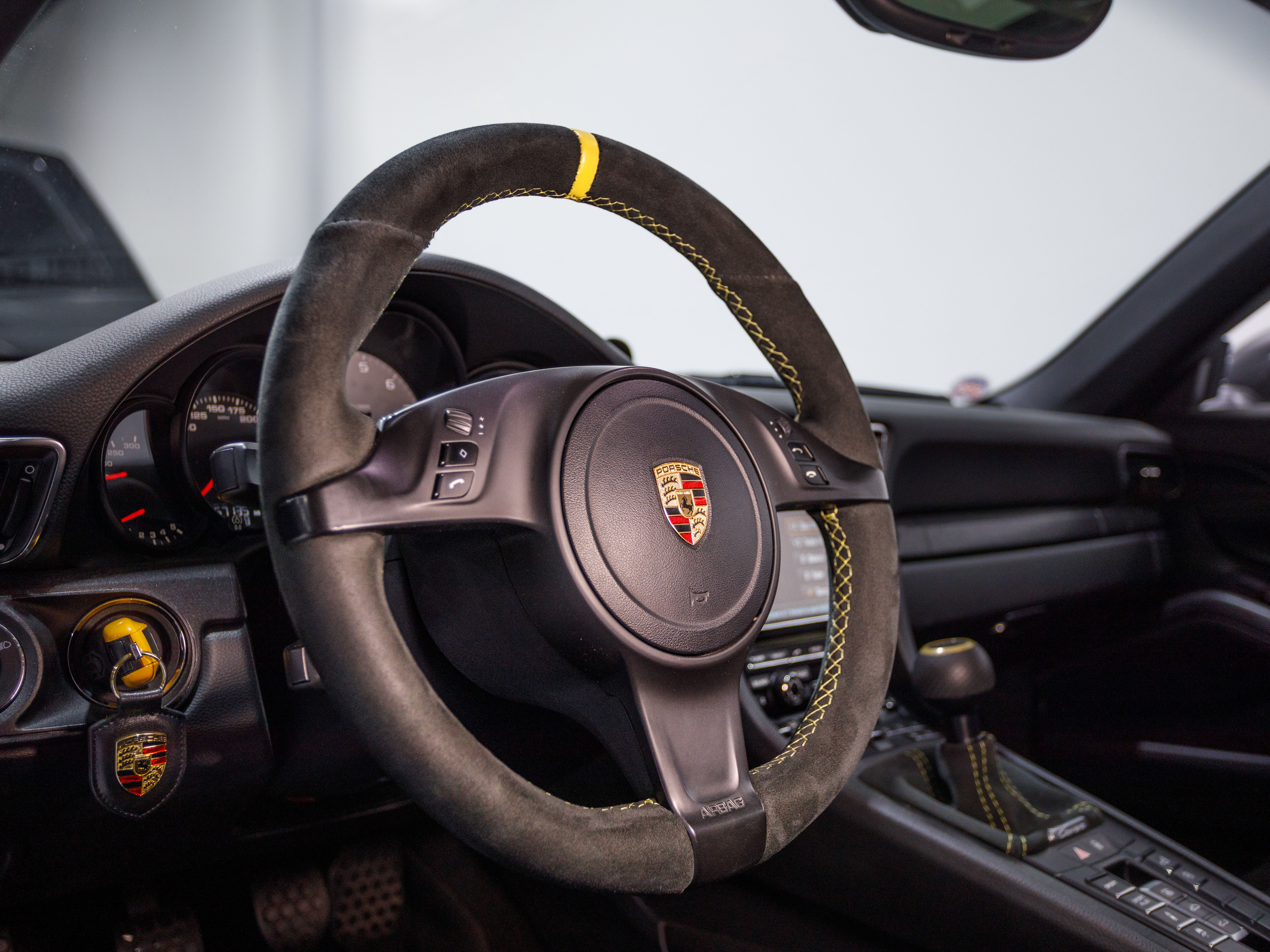 GRAY, 2013 PORSCHE 911 Image 25