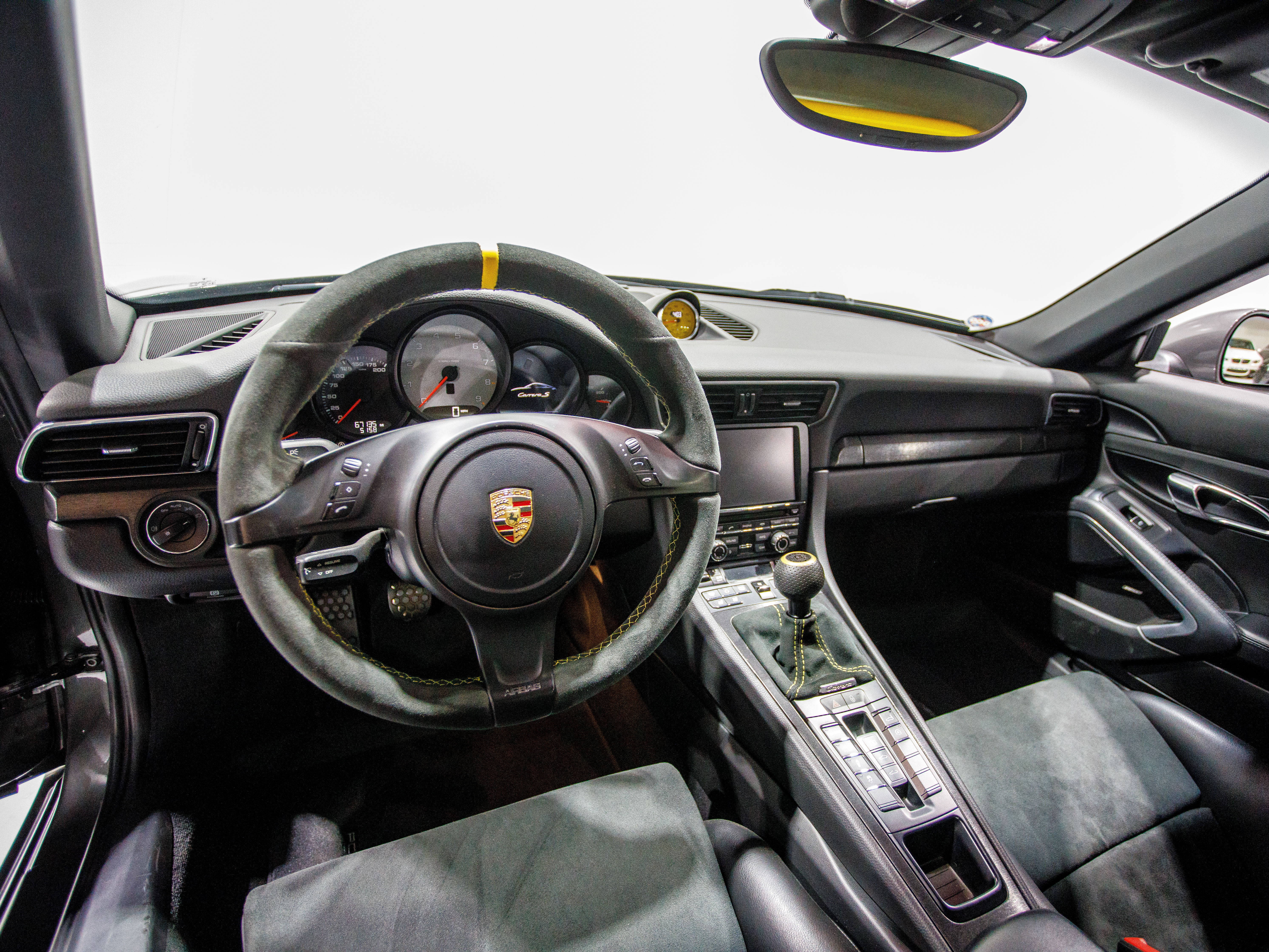 GRAY, 2013 PORSCHE 911 Image 27