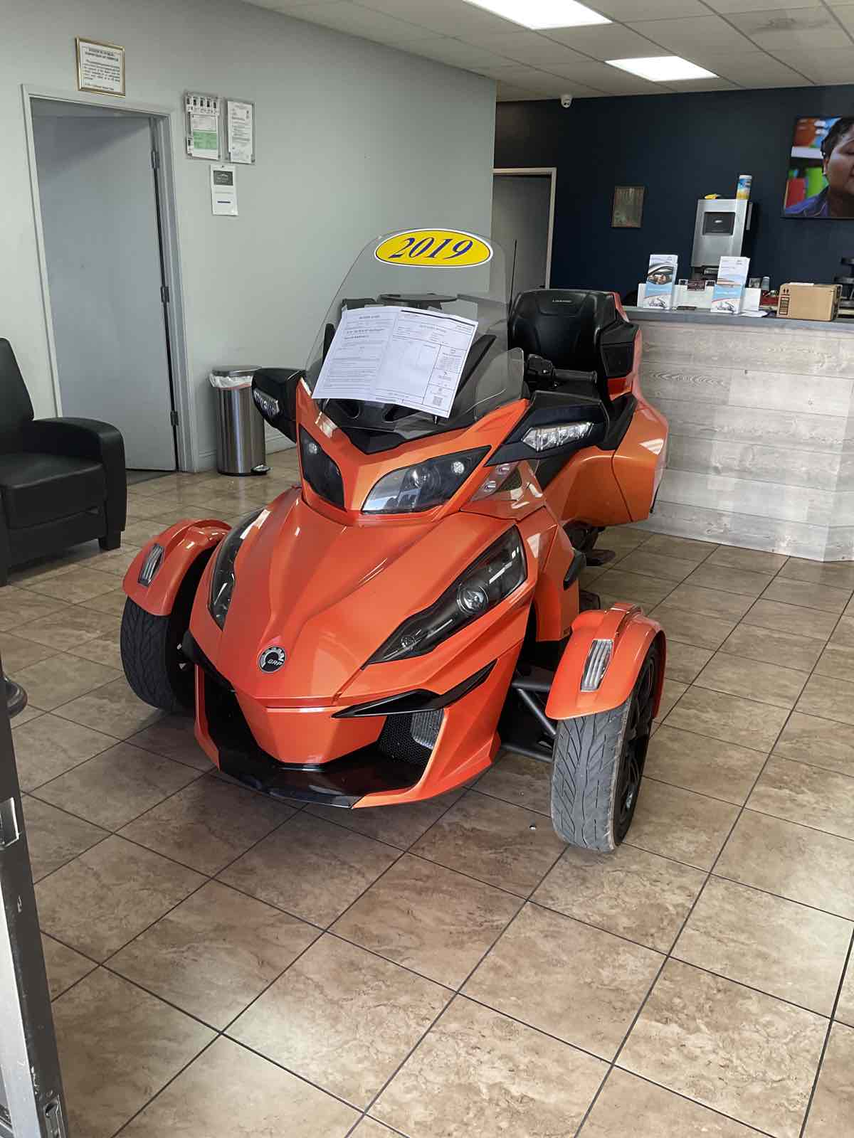 ORANGE, 2019 CANA SPYDER Thumnail Image 2