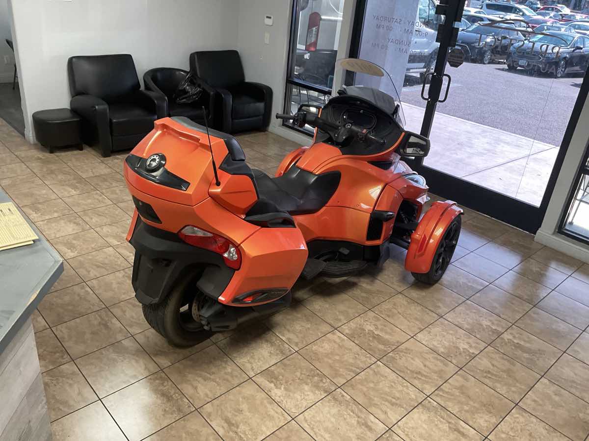 ORANGE, 2019 CANA SPYDER Image 9