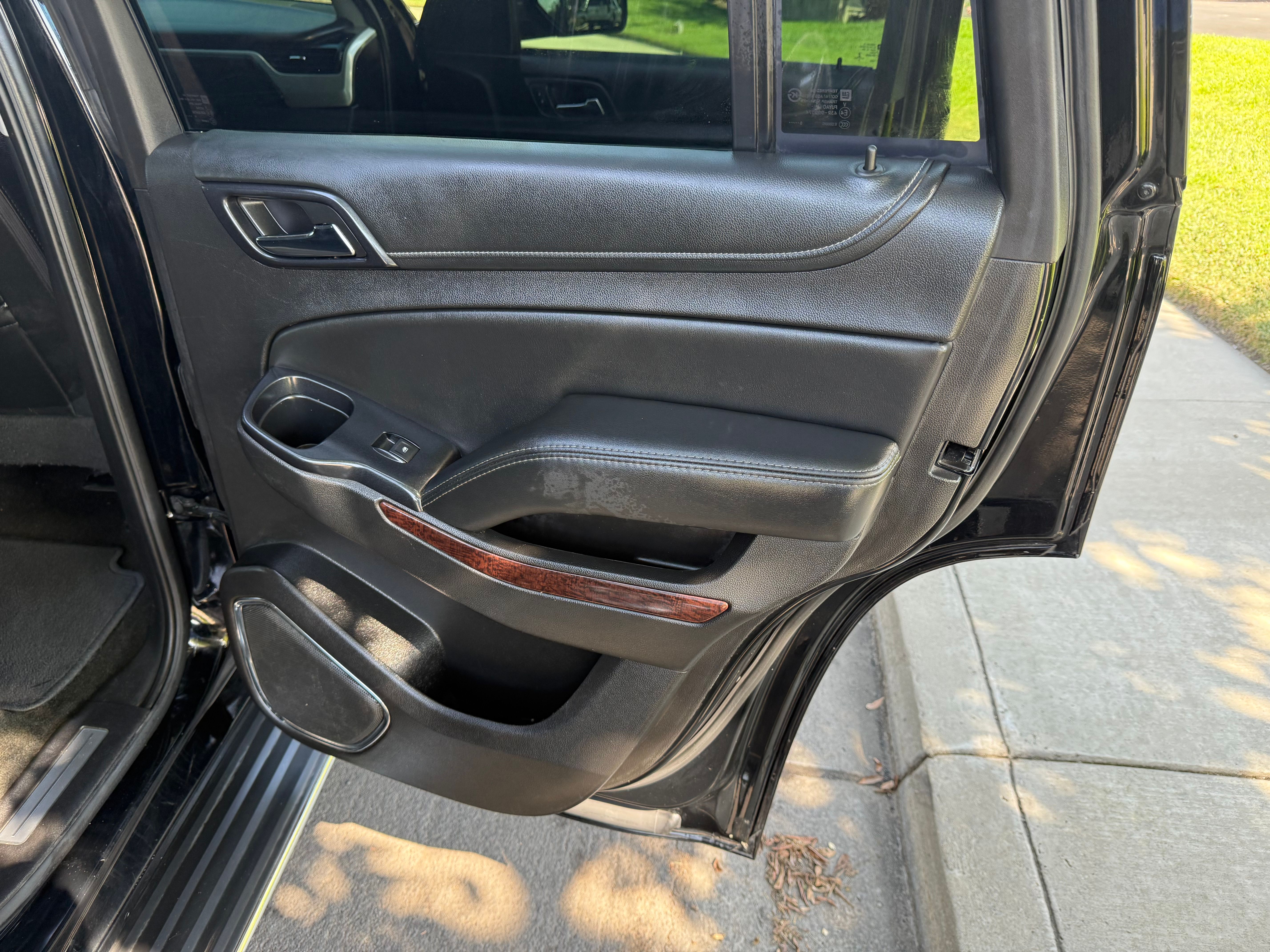 N / A, 2017 GMC YUKON Image 17