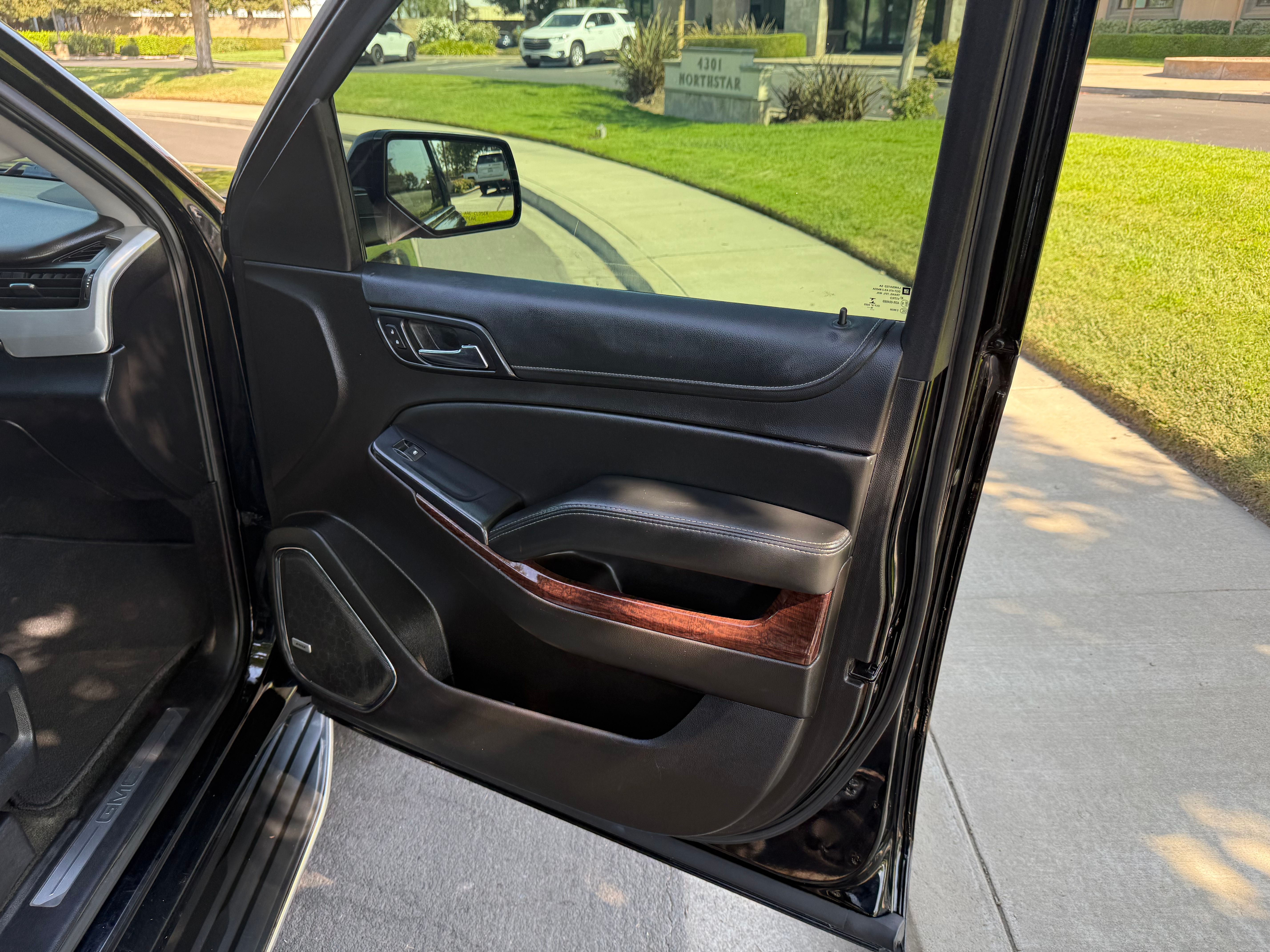 N / A, 2017 GMC YUKON Image 20