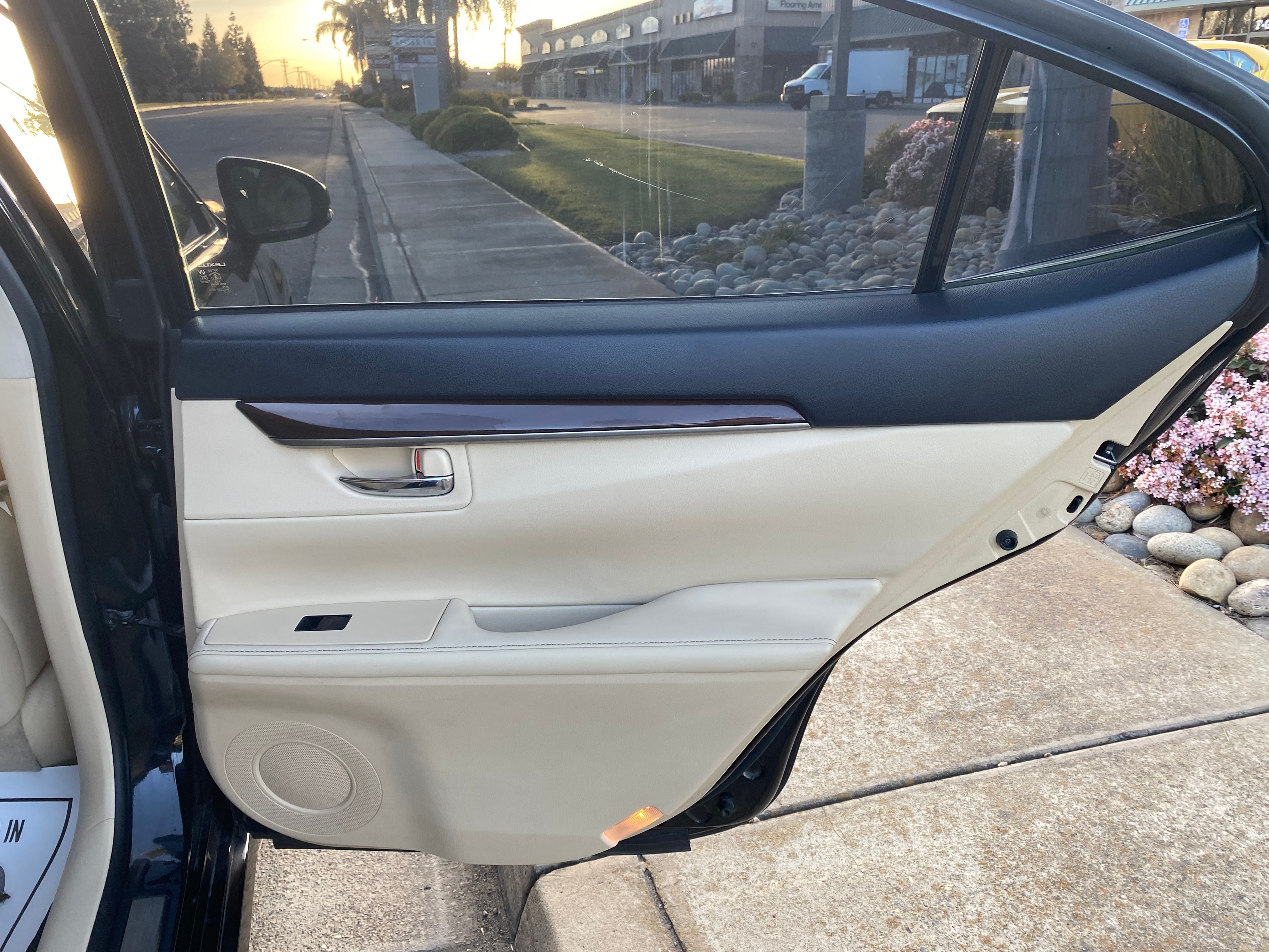 N / A, 2013 LEXUS ES Thumnail Image 7
