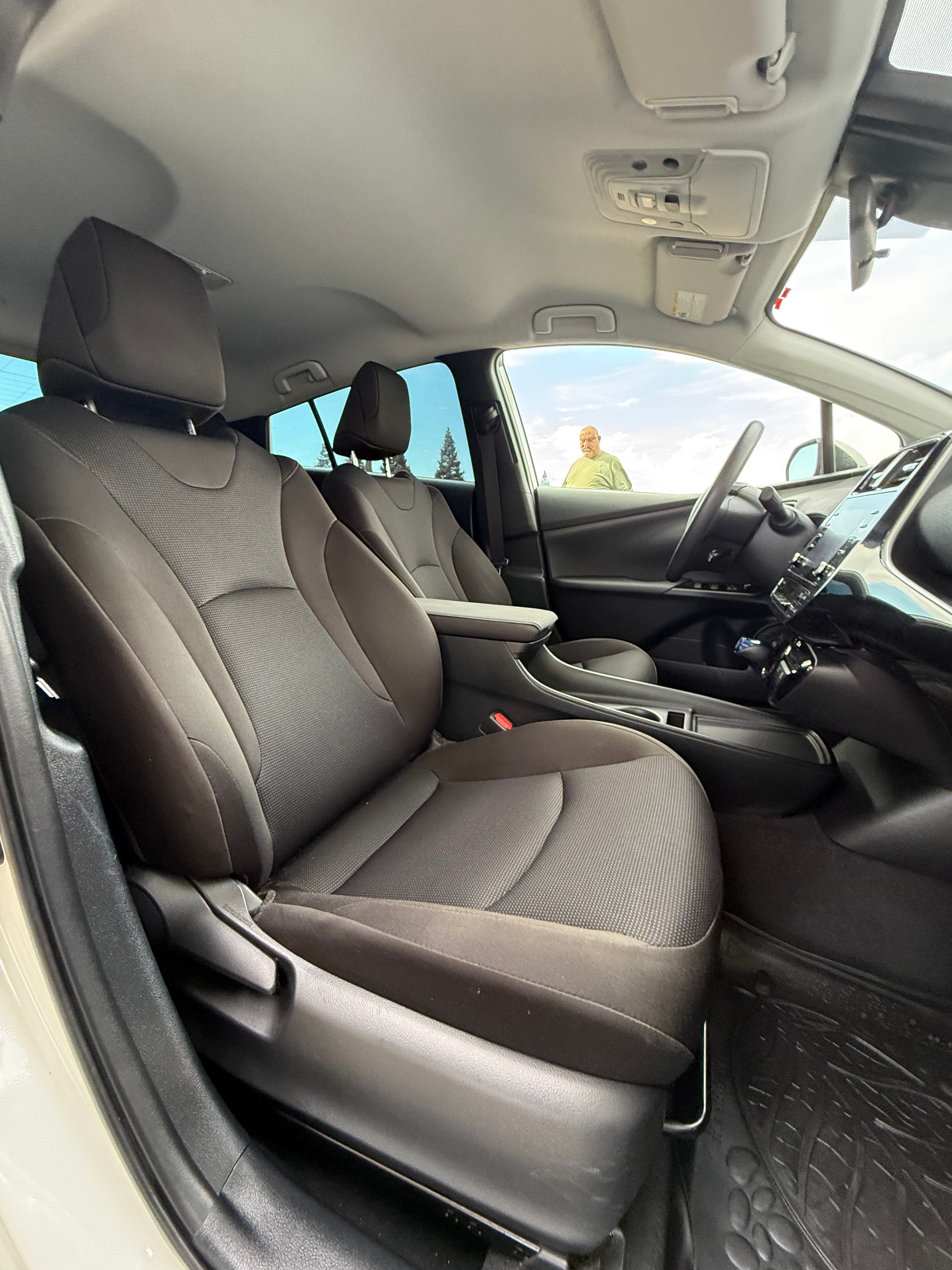 N / A, 2020 TOYOTA PRIUS Image 8
