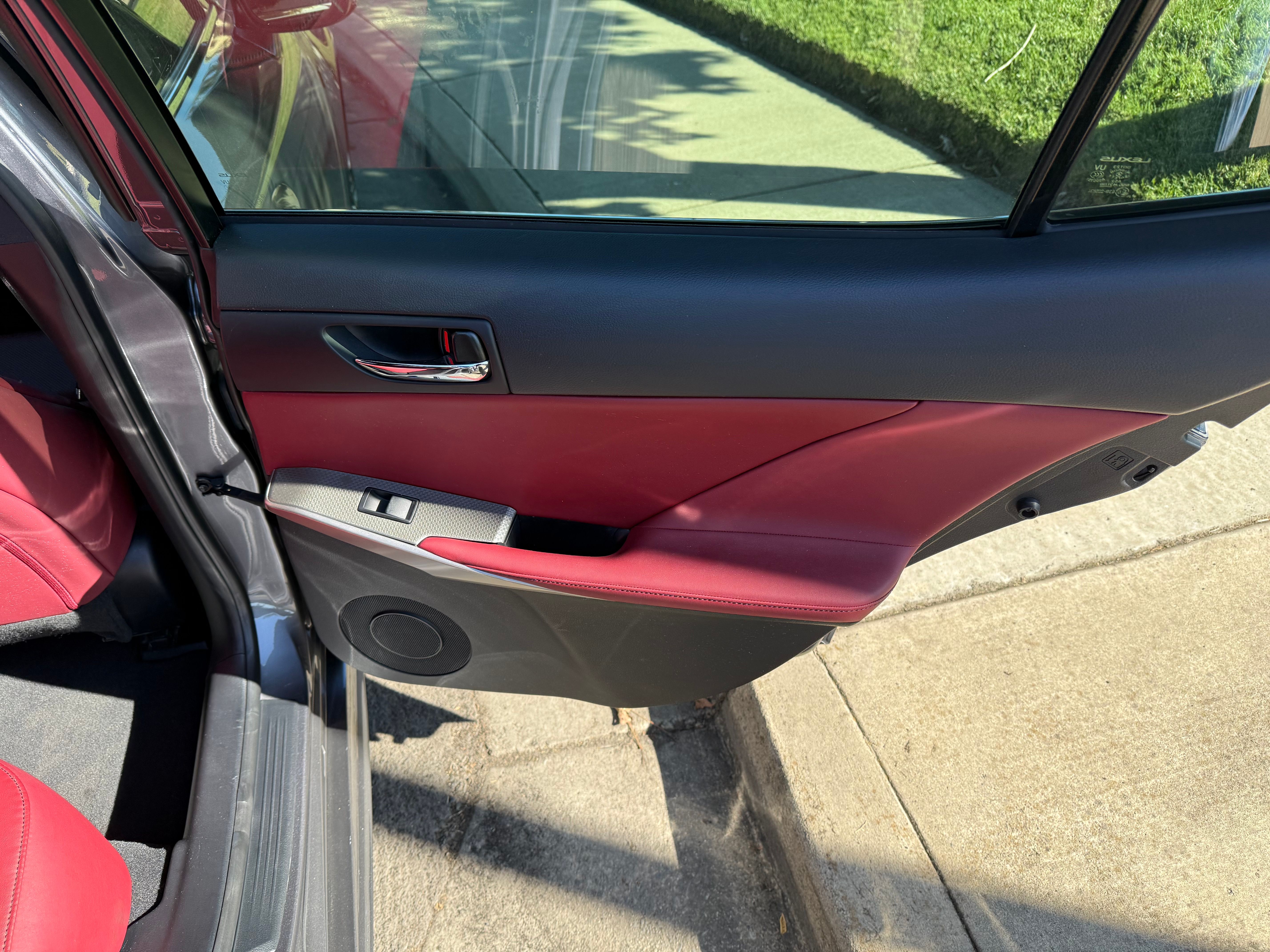 N / A, 2016 LEXUS IS Image 18