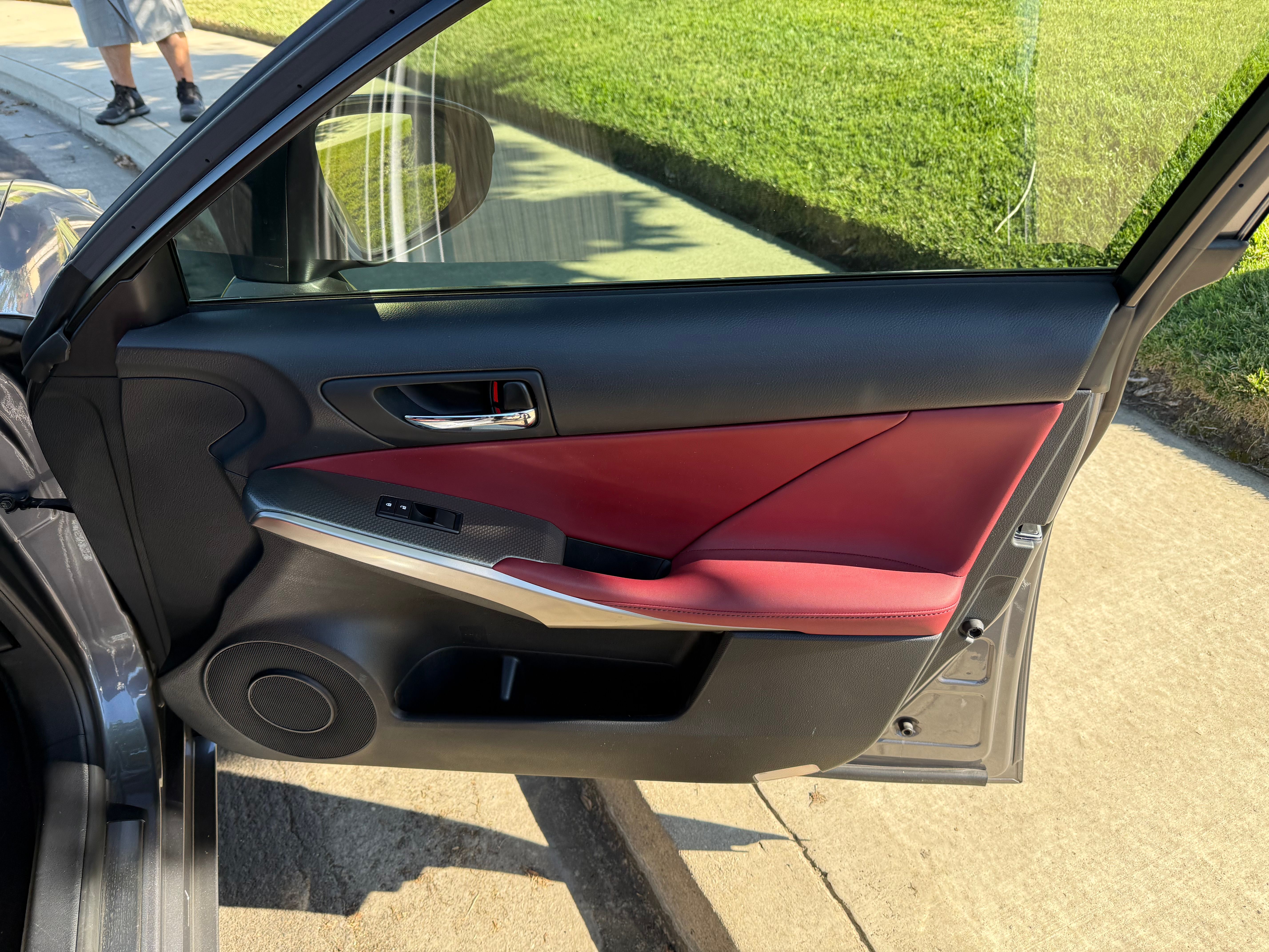 N / A, 2016 LEXUS IS Image 20