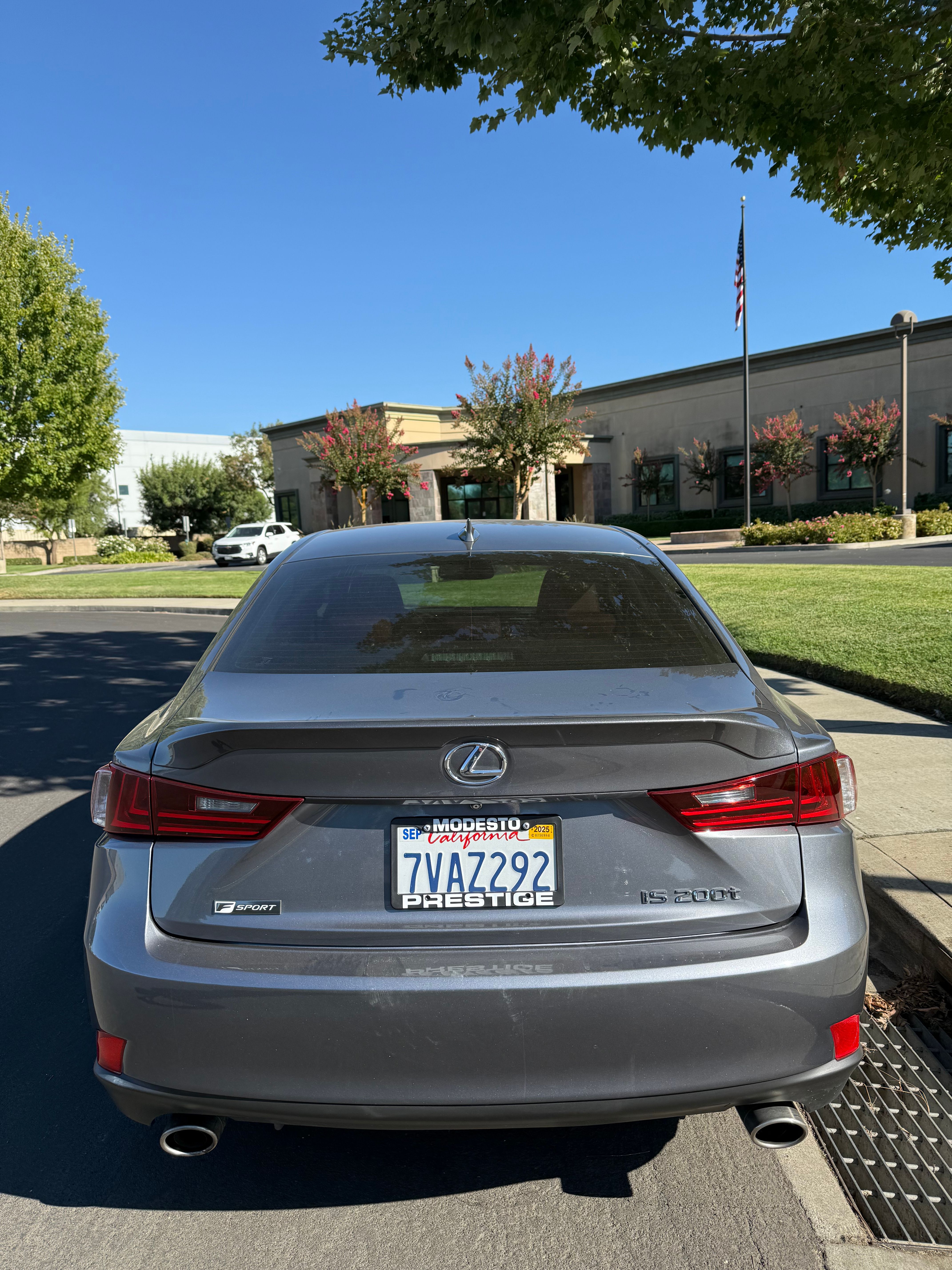 N / A, 2016 LEXUS IS Image 3